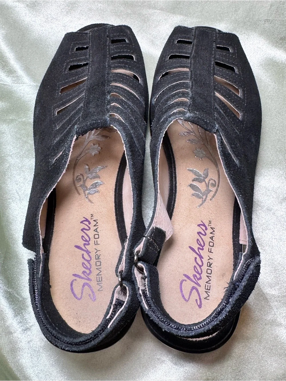 Skechers Parallel Trapezoid Suede Wedge Sandals Black Size 6 Women’s